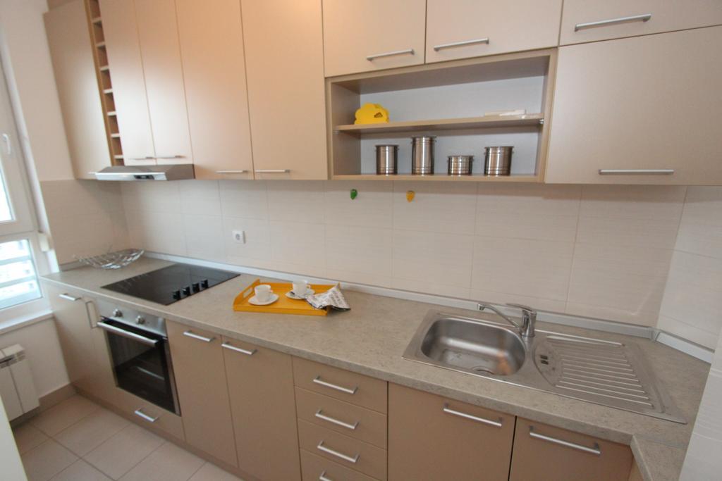 New Belgrade Apartment Neven, Parking 5 Evra Dan Екстер'єр фото